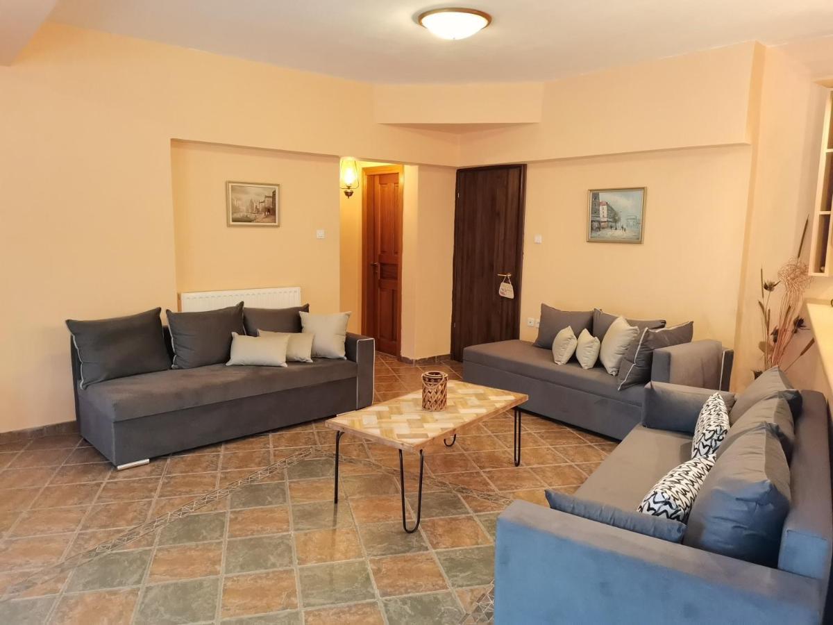 Christie'S Ground Floor Apartment By The Sea Kato Gatzea Exterior foto